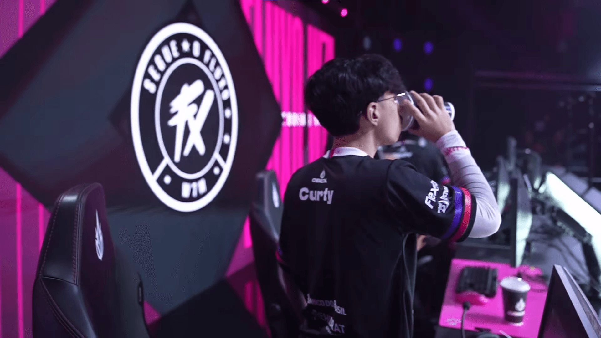 Fluxo vence a paiN Gaming por 2 a 0 e dorme na vice-liderança do CBLOL 2026